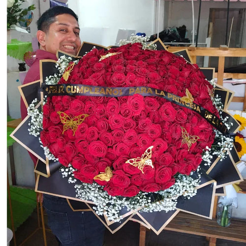 RAMO DE 200 ROSAS ,FLORERIA EN BUIN