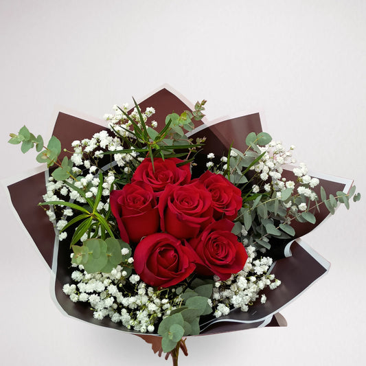 Ramo de 5 Rosas Rojas Naturales – Aniversario | Entrega Express en Santiago