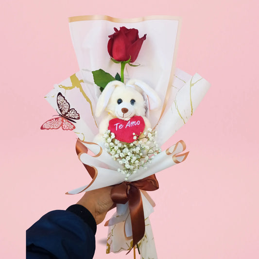 Ramo rosa y peluche