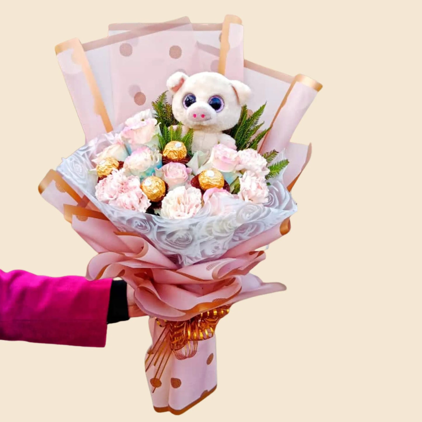 Ramo de rosas chocolates y Peluche
