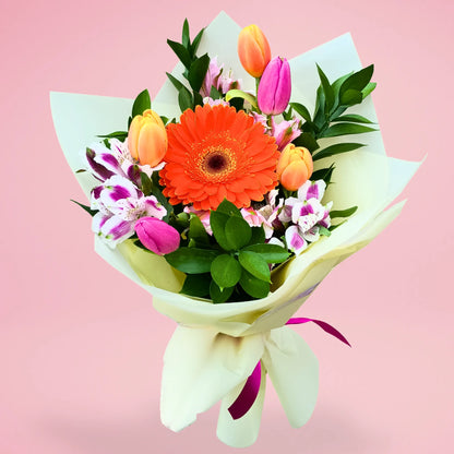 tulipanes y gerberas