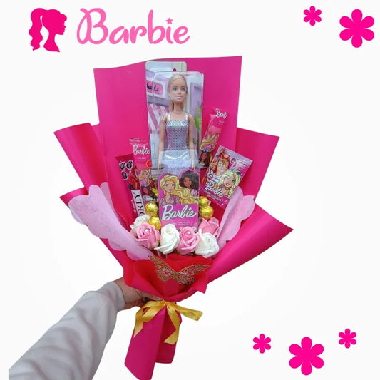 Ramo Barbie: Muñeca Original + Dulces + Rosas Eternas